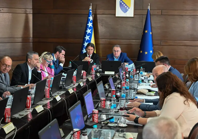 uredbu-o-isplati-jednokratne-pomoci-penzionerima-u-fbih-2